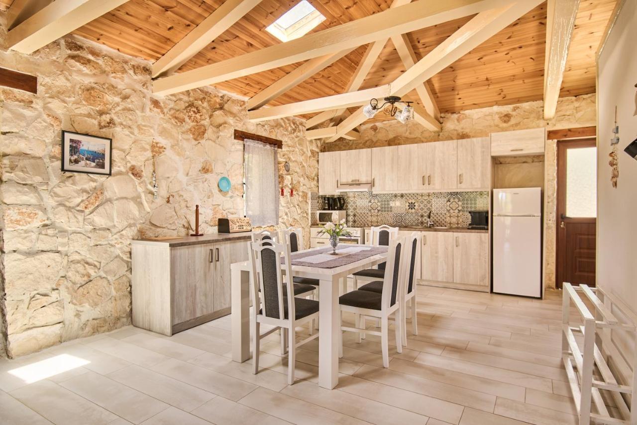 Gerakas Stone House Villa Vasilikos  Exterior photo